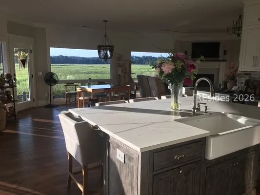 Property Slideshow image 3 of 20 | 28 bayley point ln, Hilton Head Island, SC, 29926