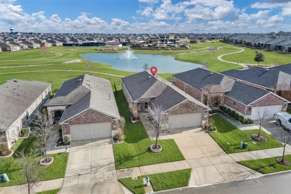 Property Slideshow image 2 of 26 | 7629 parade dr, Little Elm, TX, 76227