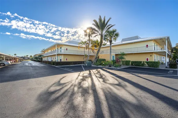 Property Slideshow image 2 of 37 | 401 charlemagne blvd apt c112, Naples, FL, 34112