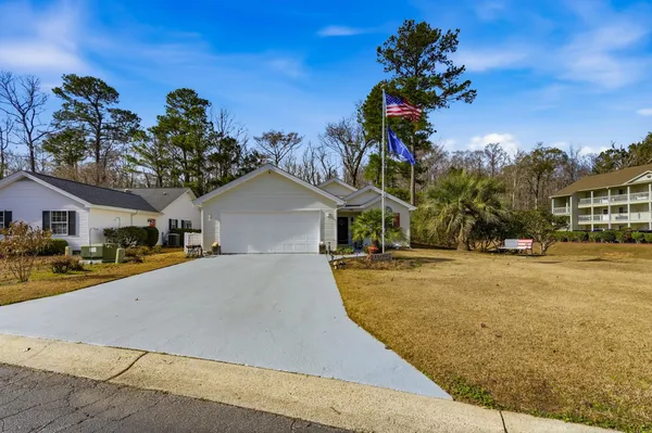 Property Slideshow image 2 of 27 | 1500 st george ln, Myrtle Beach, SC, 29588