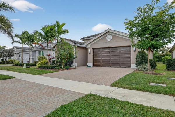 Property Slideshow image 2 of 58 | 16724 sw osprey falls way, Port St Lucie, FL, 34987