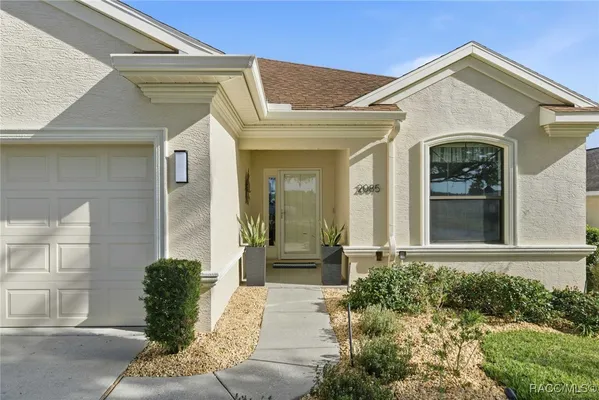 Property Slideshow image 2 of 41 | 2085 n brentwood cir, Lecanto, FL, 34461