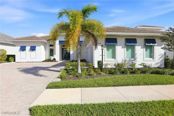 Property Slideshow image 3 of 50 | 11420 canal grande dr, Fort Myers, FL, 33913