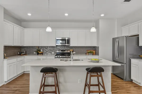 Property Slideshow image 3 of 32 | 316 montauk loop, Georgetown, TX, 78628