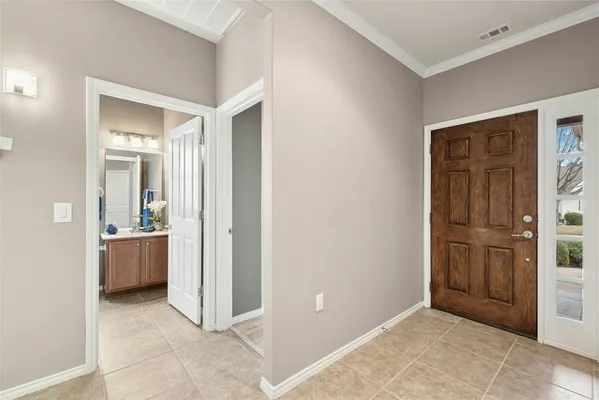 Property Slideshow image 3 of 35 | 219 monument hill trl, Georgetown, TX, 78633