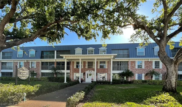 Property Slideshow image 2 of 39 | 1900 alamanda dr 204, Naples, FL, 34102