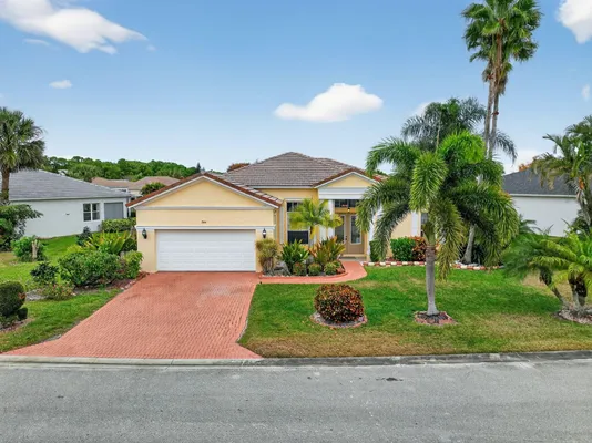 Property Slideshow image 2 of 40 | 544 sw lake manatee way, Port St Lucie, FL, 34986