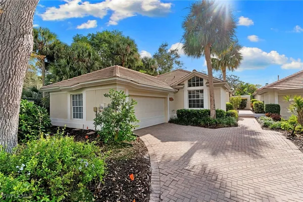 Property Slideshow image 3 of 33 | 27260 enclave dr, Bonita Springs, FL, 34134