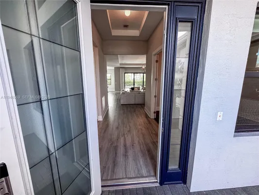 Property Slideshow image 3 of 43 | 5577 saint armands way, Westlake, FL, 33470