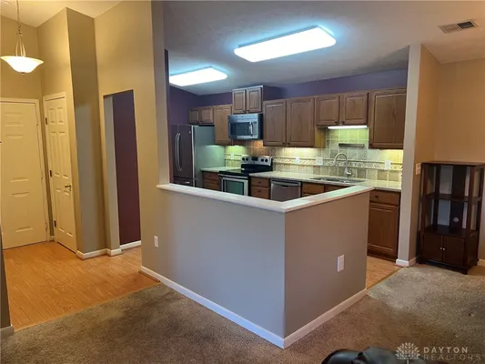 Property Slideshow image 3 of 25 | 1695 waterstone blvd 207, Miamisburg, OH, 45342