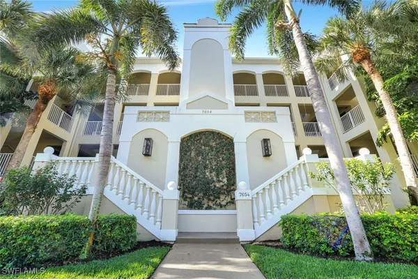 Property Slideshow image 3 of 25 | 7654 pebble creek cir 5-301, Naples, FL, 34108