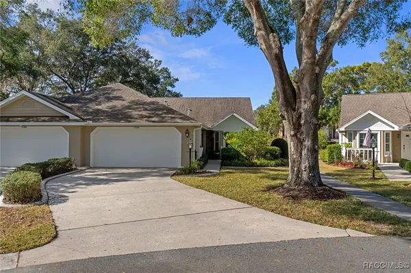 Property Slideshow image 3 of 58 | 1583 n foxboro loop, Crystal River, FL, 34429