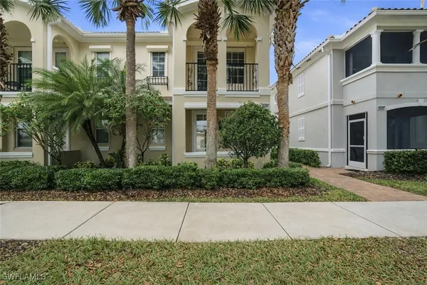 Property Slideshow image 2 of 44 | 28285 jeneva way, Bonita Springs, FL, 34135
