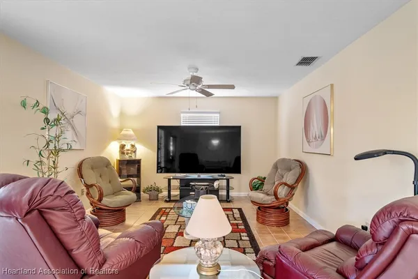 Property Slideshow image 2 of 40 | 128 grandview blvd, Lake Placid, FL, 33852