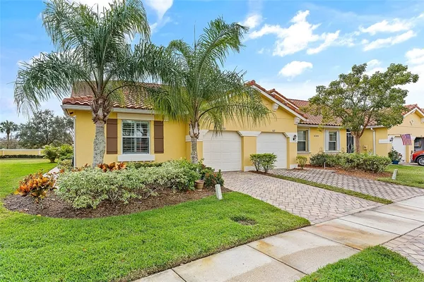 Property Slideshow image 2 of 36 | 6345 oxford cir unit 101a, Vero Beach, FL, 32966