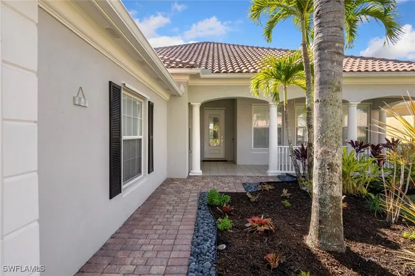 Property Slideshow image 3 of 30 | 8040 wilfredo ct, Naples, FL, 34114