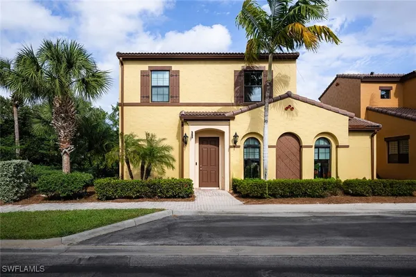 Property Slideshow image 2 of 29 | 9077 capistrano st 4702, Naples, FL, 34113