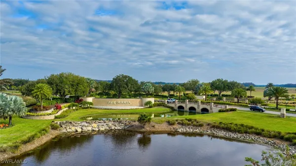 Property Slideshow image 2 of 22 | 5693 mayflower way 1104, Other, FL, 34142