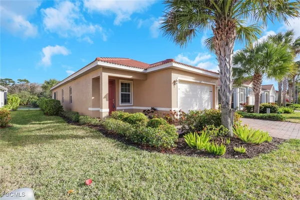 Property Slideshow image 2 of 47 | 2112 summersweet dr, Alva, FL, 33920