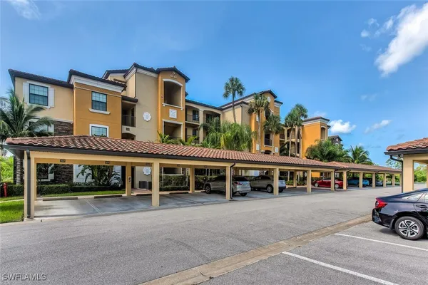 Property Slideshow image 2 of 48 | 9826 giaveno cir 1537, Naples, FL, 34113