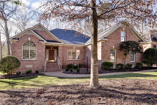 Property Slideshow image 2 of 50 | 101 pine vly, Williamsburg, VA, 23188