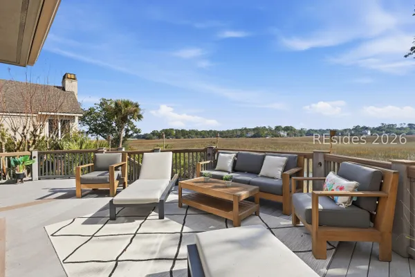 Property Slideshow image 2 of 61 | 14 bayley point ln, Hilton Head Island, SC, 29926