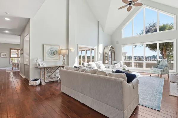Property Slideshow image 3 of 61 | 14 bayley point ln, Hilton Head Island, SC, 29926
