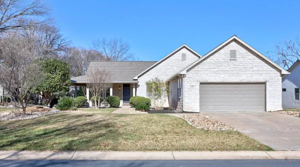 Property Slideshow image 2 of 35 | 105 lariat dr, Georgetown, TX, 78633