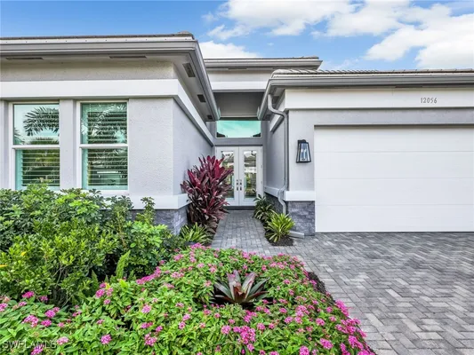 Property Slideshow image 2 of 50 | 12056 oleander ave, Naples, FL, 34120