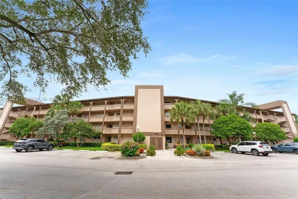 Property Slideshow image 2 of 20 | 1704 andros isle c2, Coconut Creek, FL, 33066