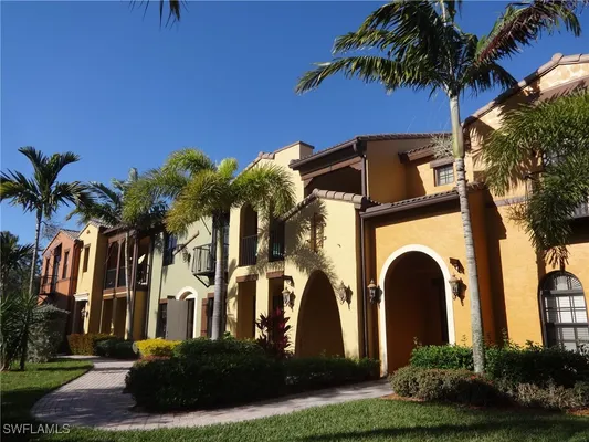 Property Slideshow image 3 of 50 | 9134 chula vista st unit 12504, Naples, FL, 34113