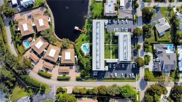 Property Slideshow image 2 of 20 | 3150 binnacle dr 210, Naples, FL, 34103