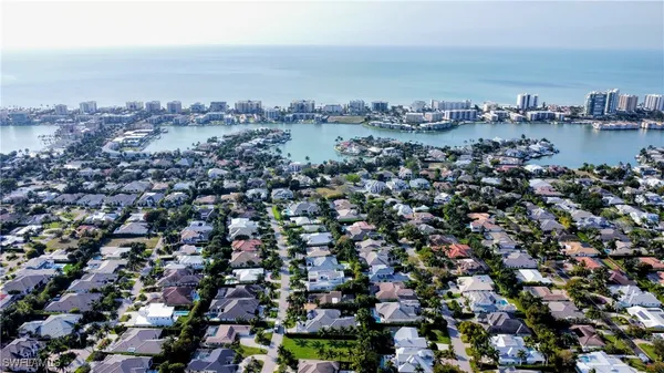 Property Slideshow image 3 of 20 | 3150 binnacle dr 210, Naples, FL, 34103