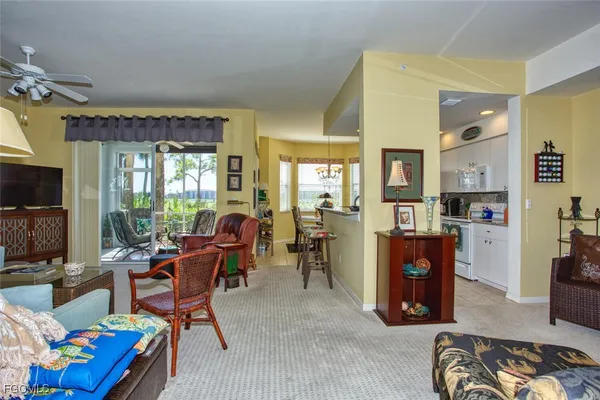 Property Slideshow image 2 of 20 | 8066 queen palm ln 513, Fort Myers, FL, 33966