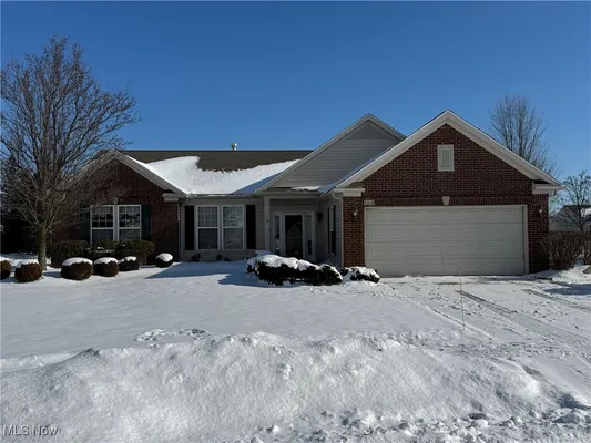 Property Slideshow image 2 of 50 | 9319 asbury ln, North Ridgeville, OH, 44039