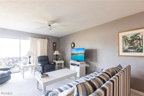Property Slideshow image 2 of 27 | 5665 trailwinds dr 615, Fort Myers, FL, 33907
