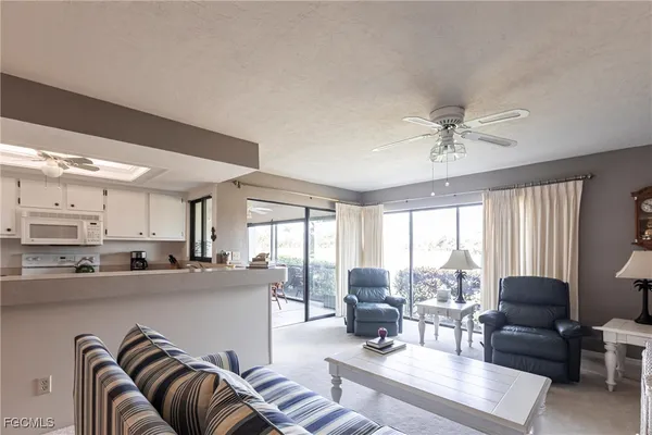 Property Slideshow image 3 of 27 | 5665 trailwinds dr 615, Fort Myers, FL, 33907