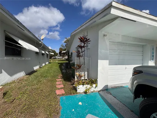 Property Slideshow image 3 of 4 | 4705 nw 44th ct, Tamarac, FL, 33319
