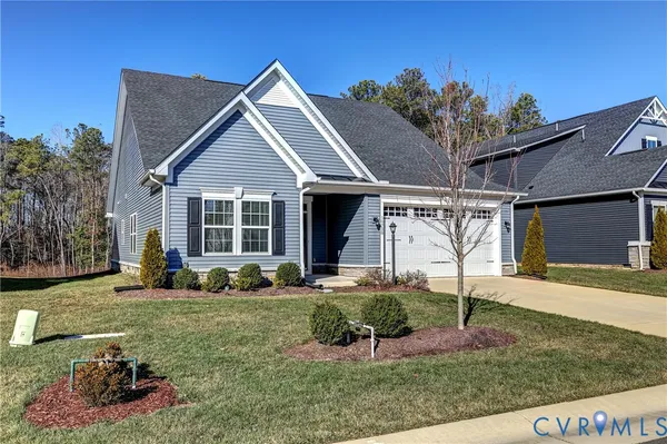 Property Slideshow image 2 of 39 | 10728 chase grove ln, Glen Allen, VA, 23060