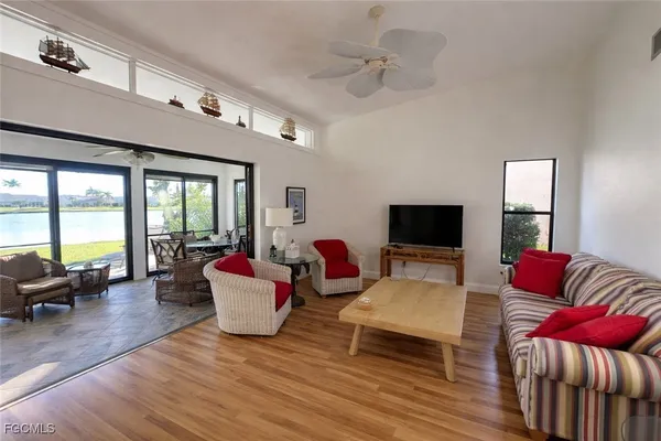 Property Slideshow image 3 of 22 | 11404 caravel cir, Fort Myers, FL, 33908