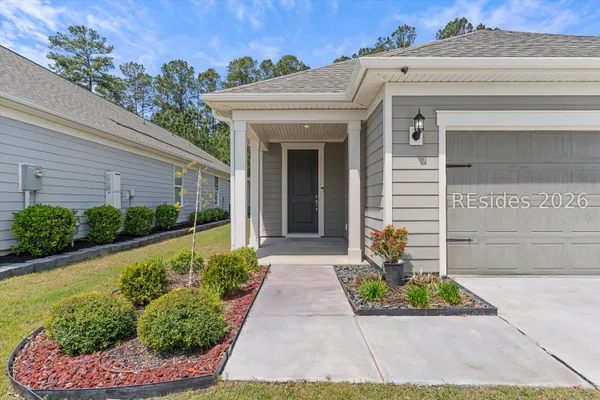 Property Slideshow image 2 of 41 | 321 blue jay ln, Bluffton, SC, 29909