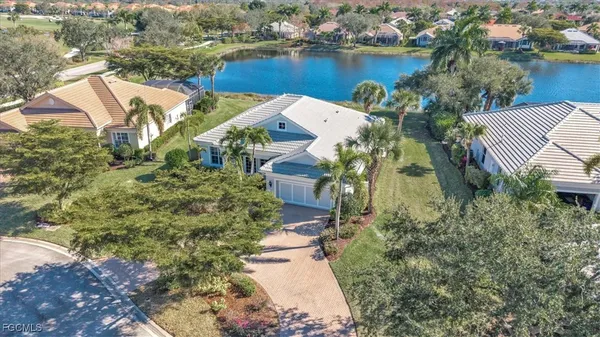 Property Slideshow image 2 of 49 | 3451 shady bnd, Fort Myers, FL, 33905