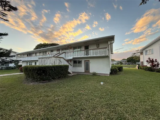 Property Slideshow image 3 of 12 | 573 durham u # 573, Deerfield Beach, FL, 33442