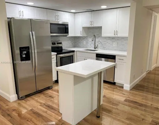 Property Slideshow image 3 of 10 | 551 sw 135th ave 406b, Pembroke Pines, FL, 33027