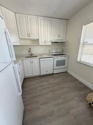 Property Slideshow image 3 of 21 | 7200 nw 4th pl 201, Margate, FL, 33063