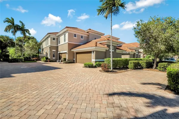 Property Slideshow image 3 of 41 | 13034 pennington pl apt 201, Fort Myers, FL, 33913