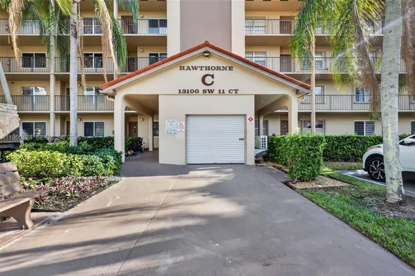 Property Slideshow image 2 of 44 | 13100 sw 11th ct 407c, Pembroke Pines, FL, 33027