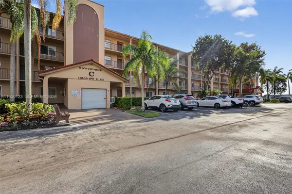 Property Slideshow image 3 of 44 | 13100 sw 11th ct 407c, Pembroke Pines, FL, 33027