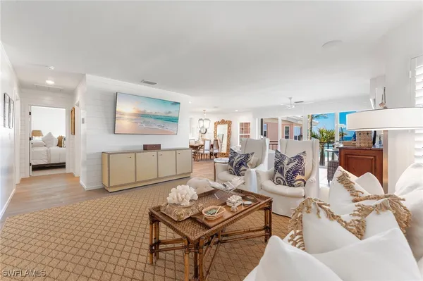 Property Slideshow image 3 of 12 | 2401 gulf shore blvd villa 2, Naples, FL, 34103