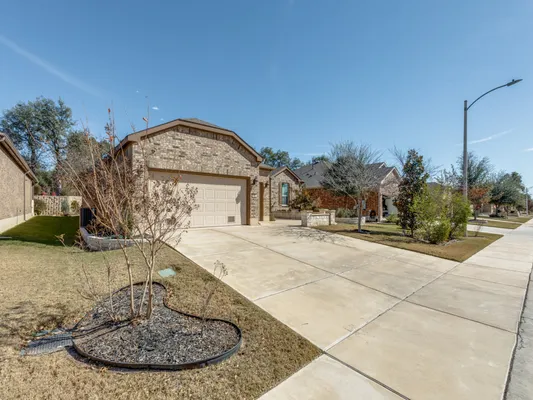 Property Slideshow image 2 of 25 | 205 cypress springs way, Georgetown, TX, 78633